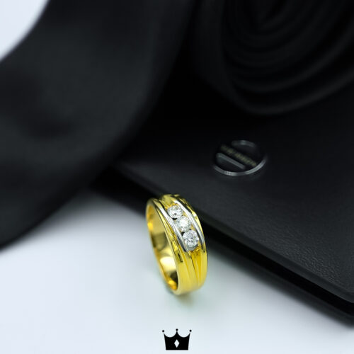Splendid ring for men Shree Balaji Diamond
